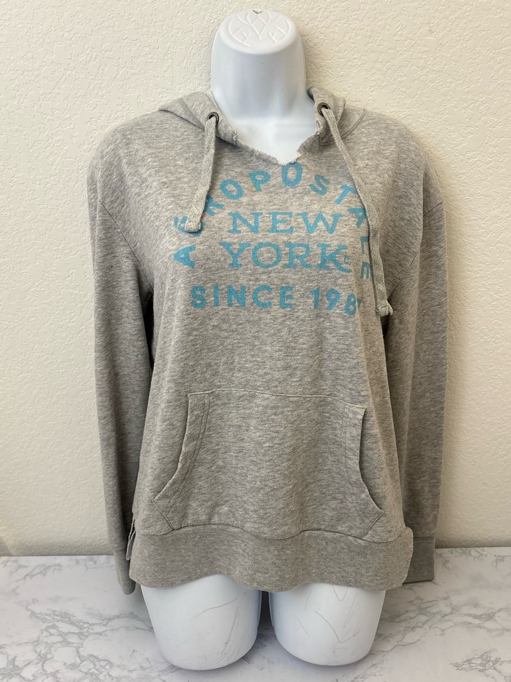 Aeropostale Hoodie Women M Gray y2k Vintage Fit New York Pullover Sweater